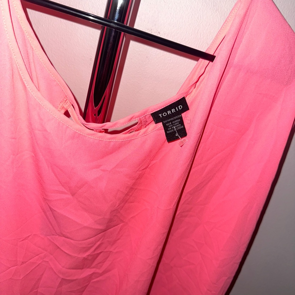 TORRID TOP 4 - Picture 3 of 3